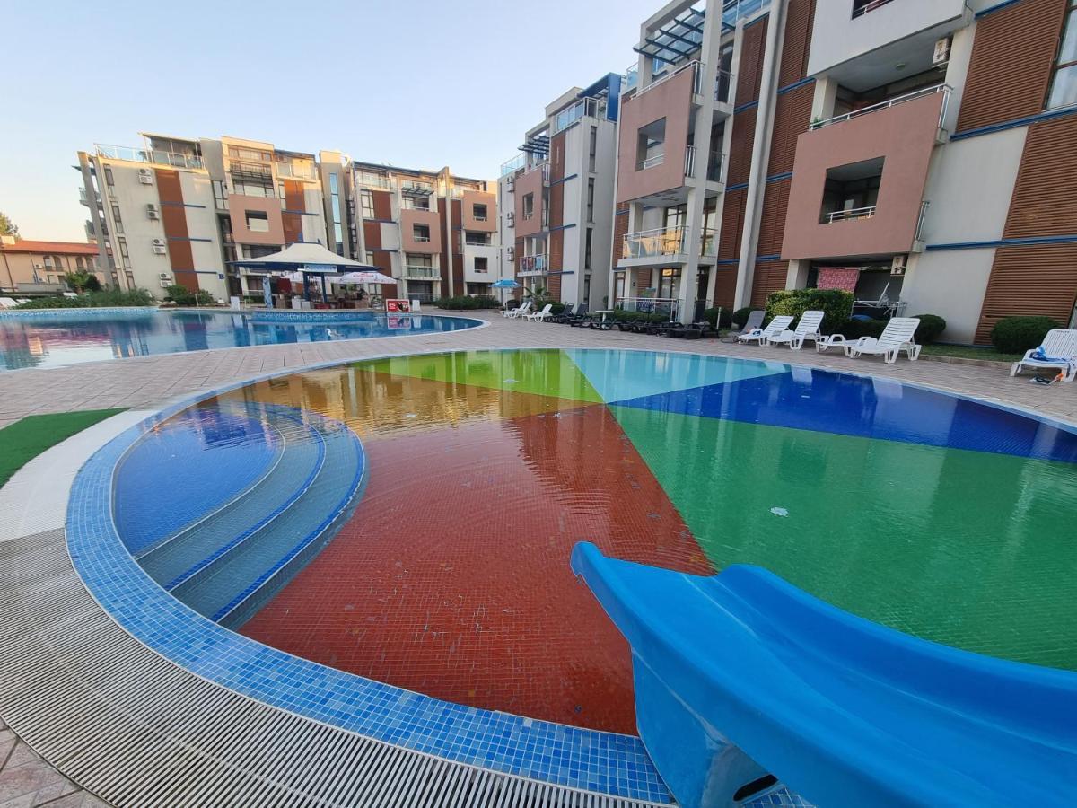 Studio Apartment With Balcony 300M From Beach Слънчев бряг Екстериор снимка