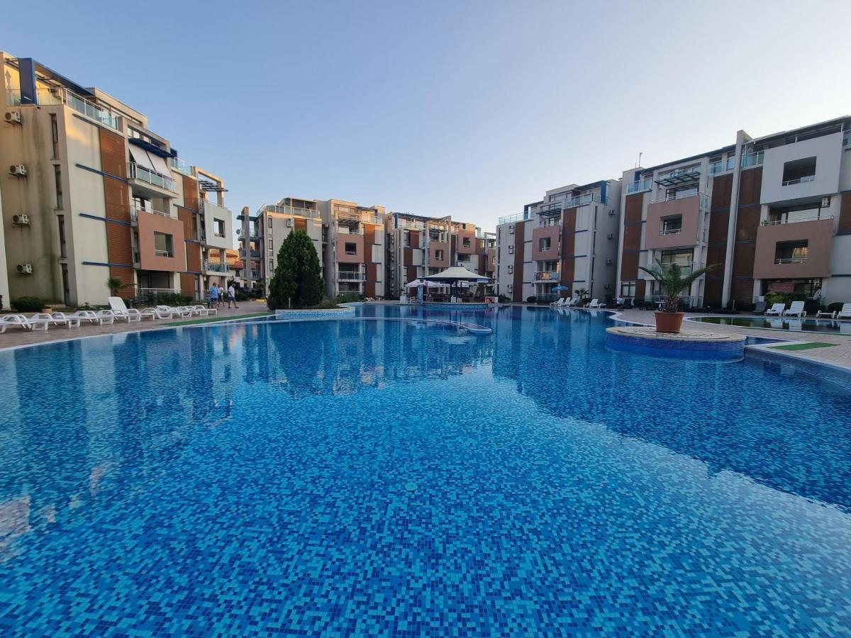 Studio Apartment With Balcony 300M From Beach Слънчев бряг Екстериор снимка
