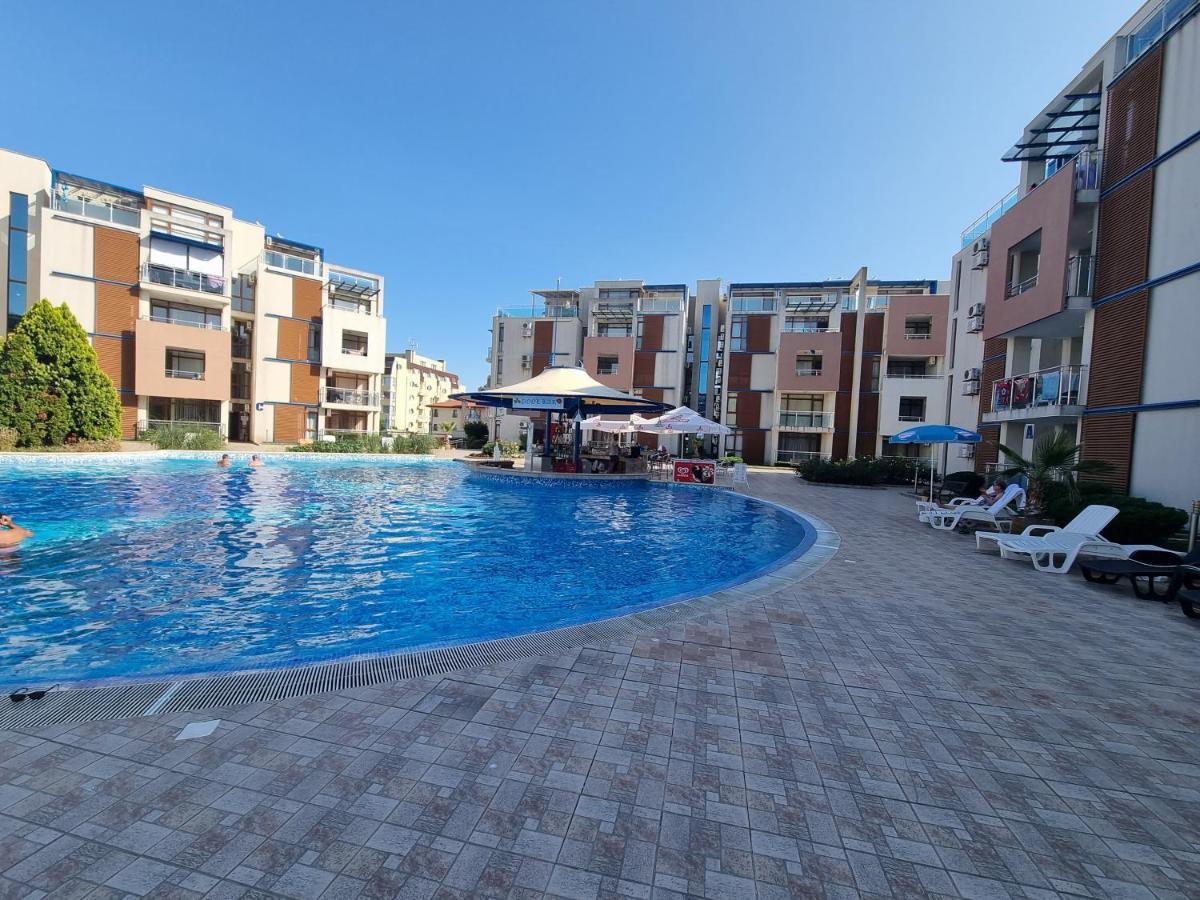 Studio Apartment With Balcony 300M From Beach Слънчев бряг Екстериор снимка