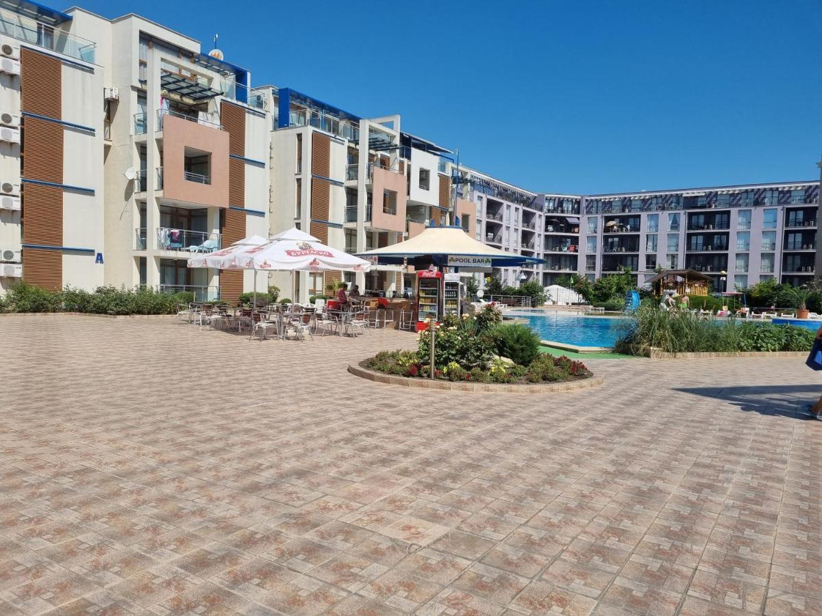 Studio Apartment With Balcony 300M From Beach Слънчев бряг Екстериор снимка