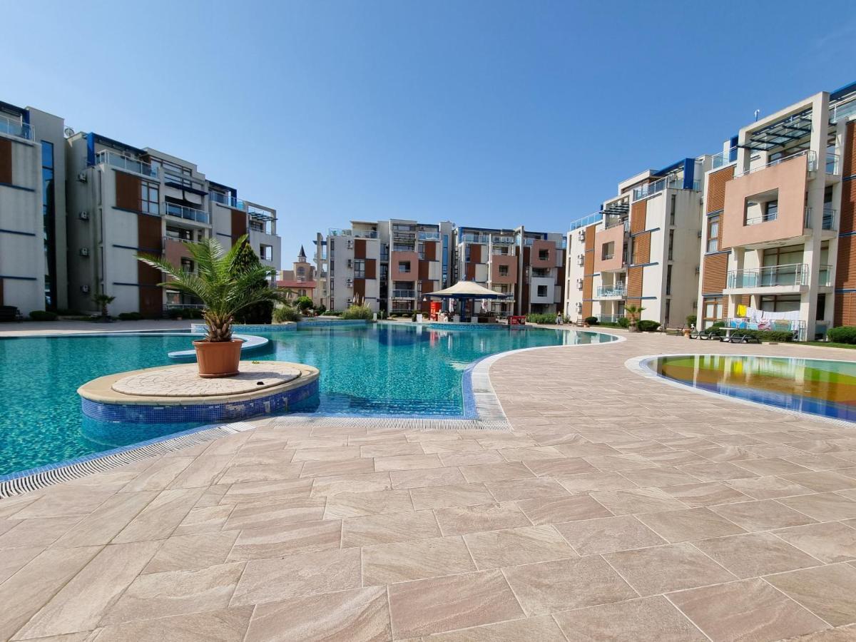 Studio Apartment With Balcony 300M From Beach Слънчев бряг Екстериор снимка