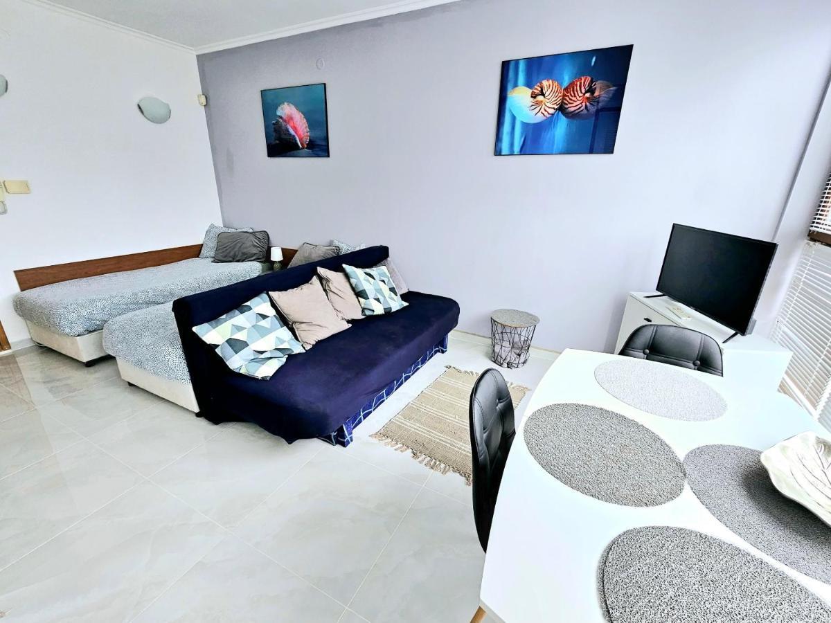 Studio Apartment With Balcony 300M From Beach Слънчев бряг Екстериор снимка