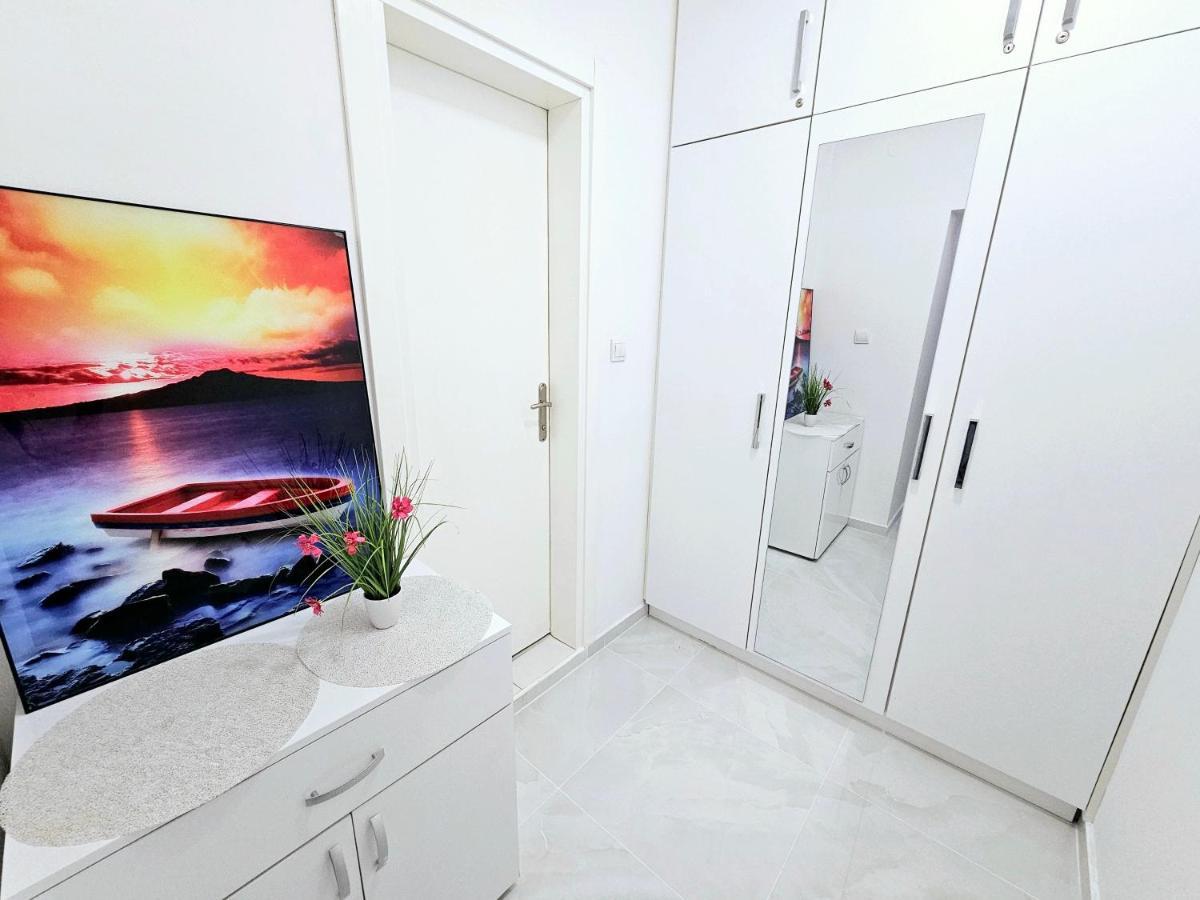 Studio Apartment With Balcony 300M From Beach Слънчев бряг Екстериор снимка